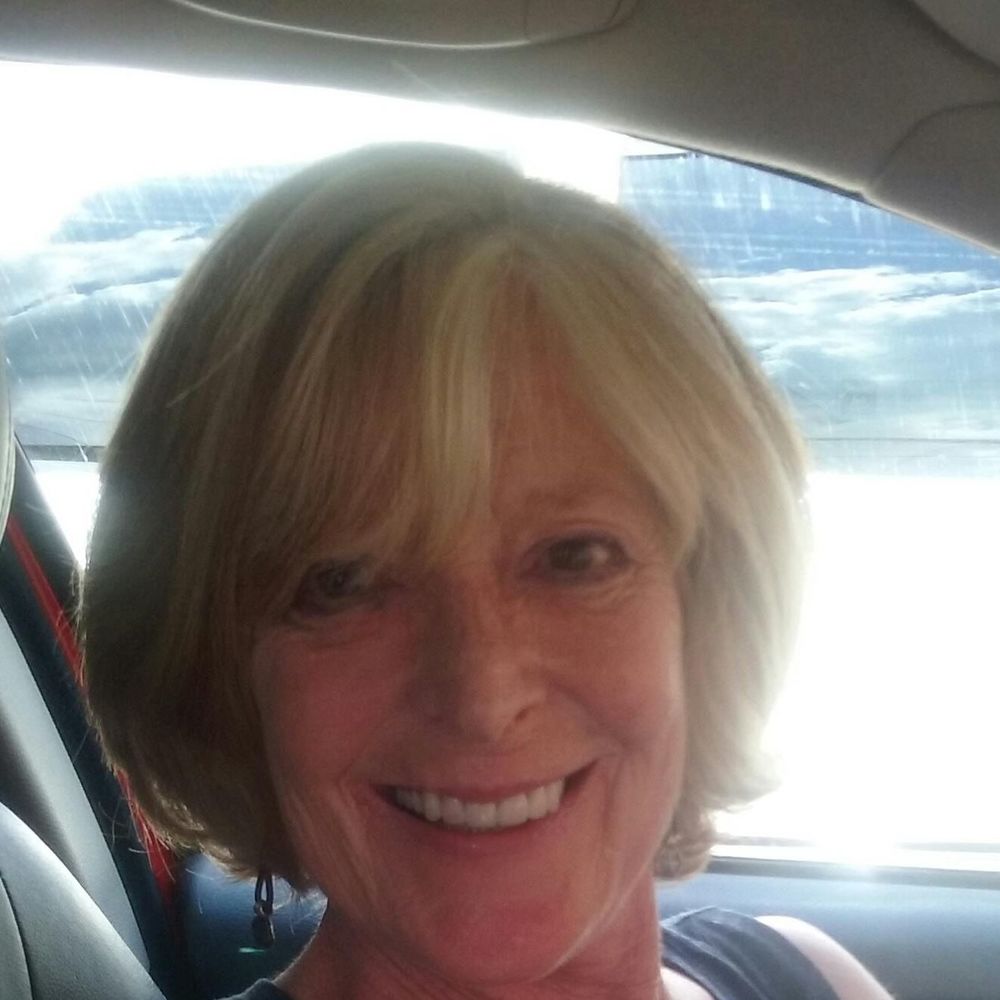 Meet your Posher, Laura